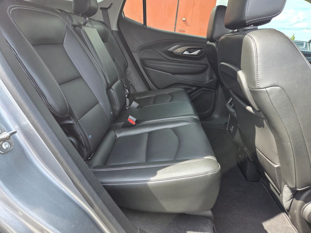 2024 GMC Terrain AWD SLT