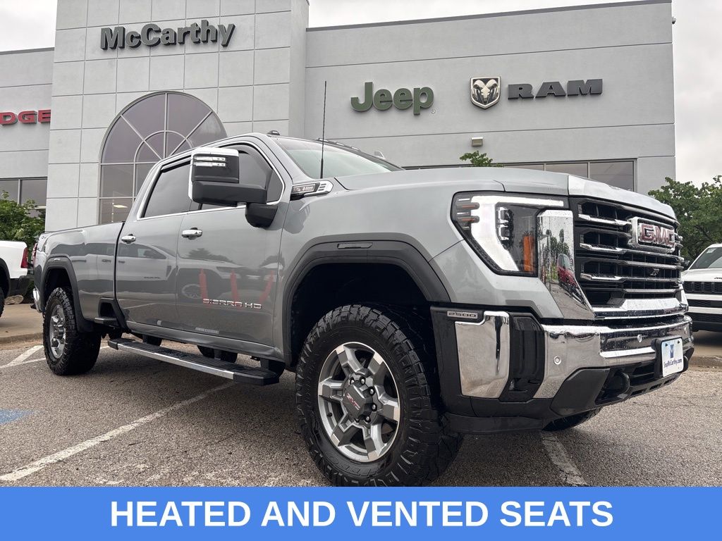 2025 GMC Sierra 4WD Crew Cab Standard Box SLT's photo