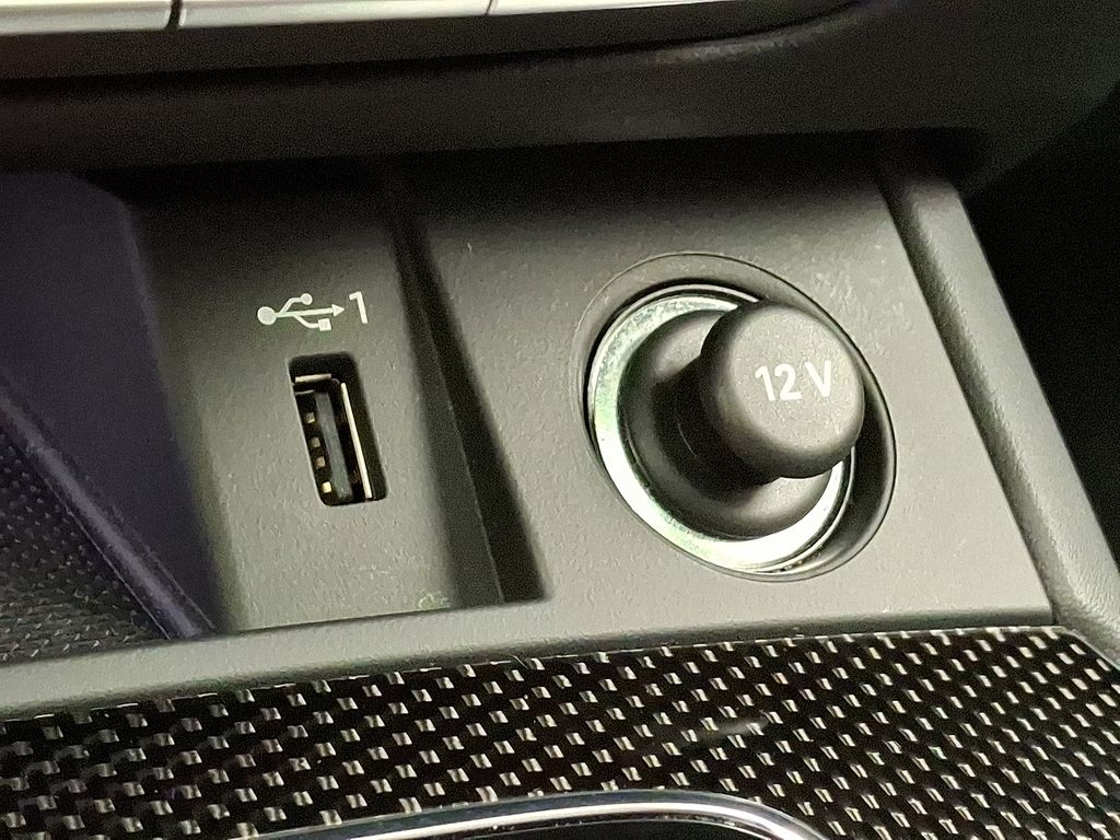 Thumbnail: 2023 Audi SQ5 - 24
