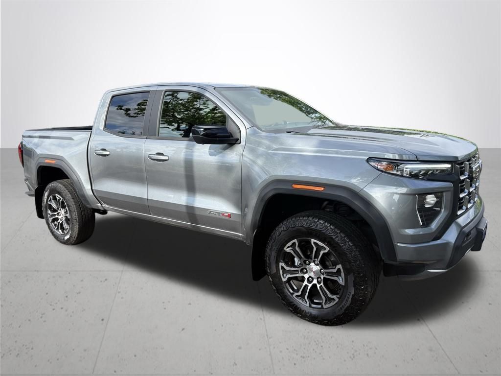 2024 GMC Canyon AT4