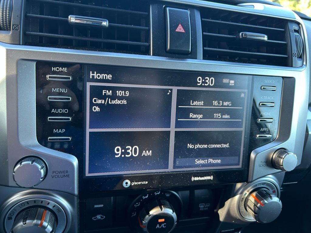 Thumbnail: 2024 Toyota 4Runner - 25