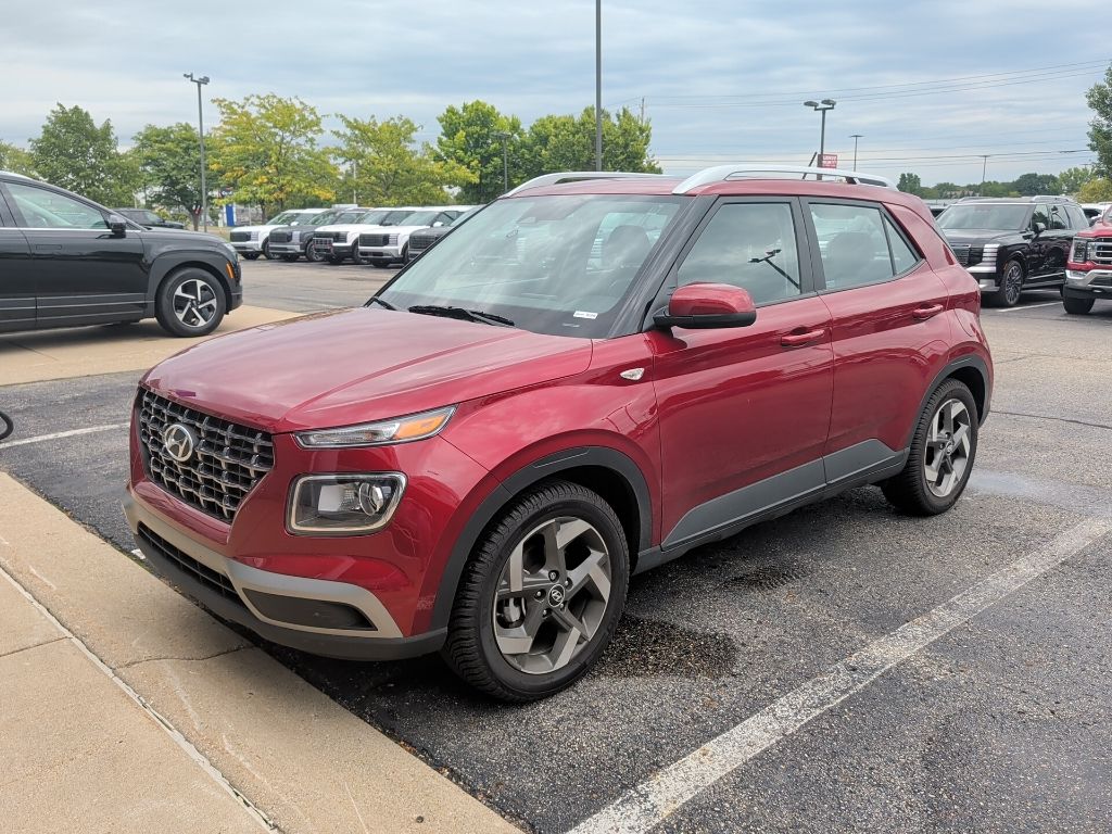 Ultimate Red 2023 Hyundai Venue SUV / Crossover Front-Wheel Drive Continuously Variable Transmission