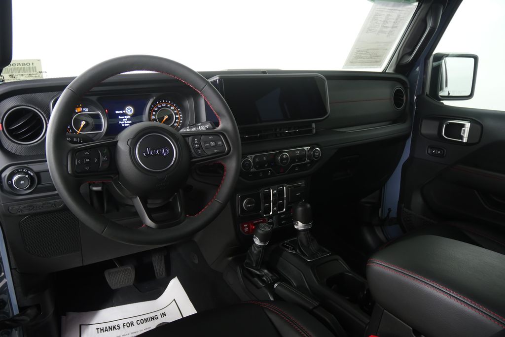 Thumbnail: 2025 Jeep Wrangler - 18