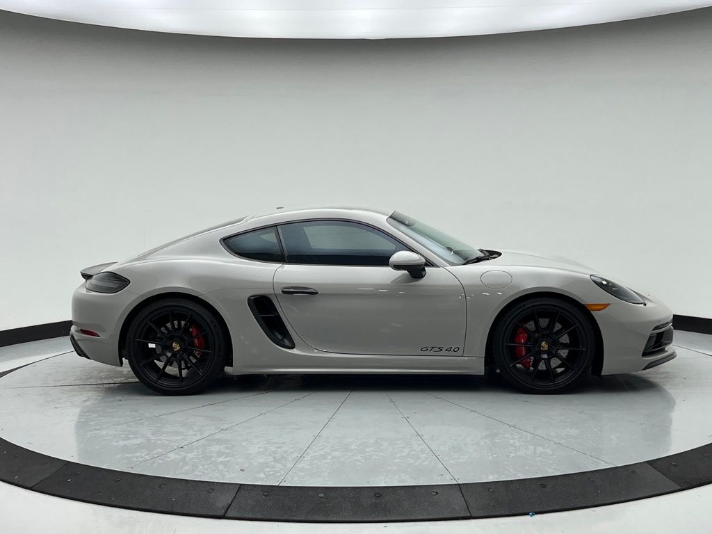 Thumbnail: 2024 Porsche 718 Cayman - 2