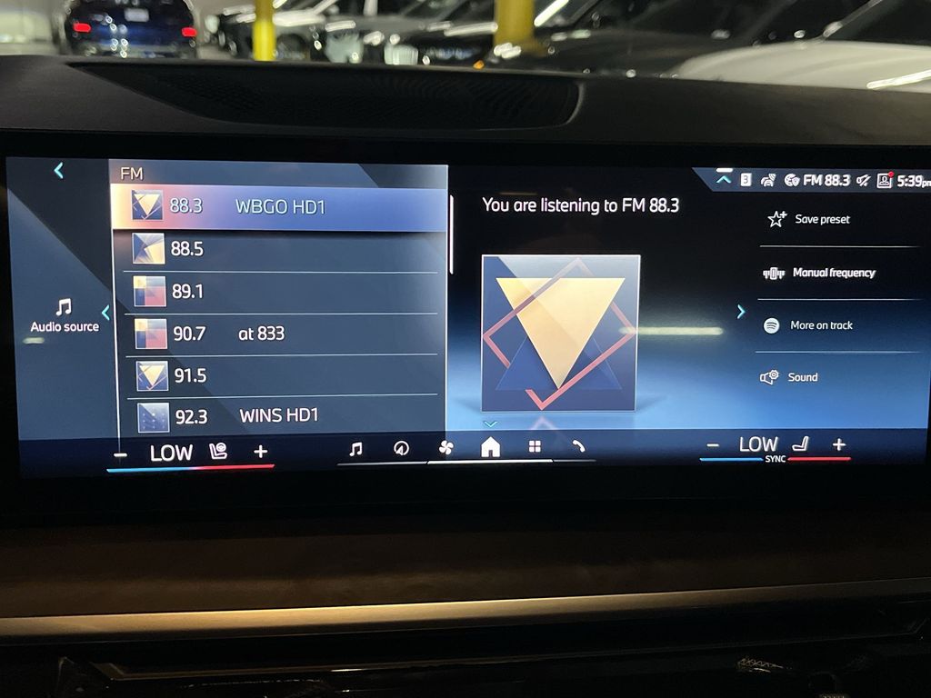 Thumbnail: 2026 BMW X5 - 16