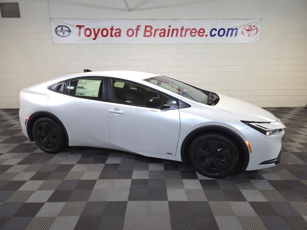 2026 Toyota Prius LE