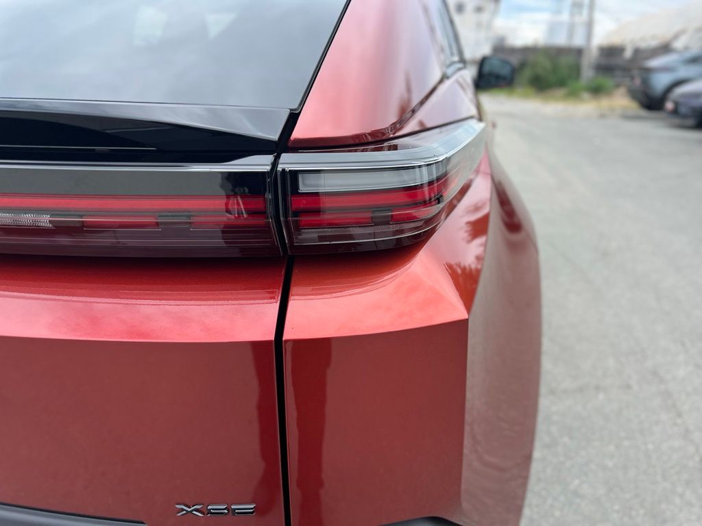 New 2026 Toyota C-HR SUV