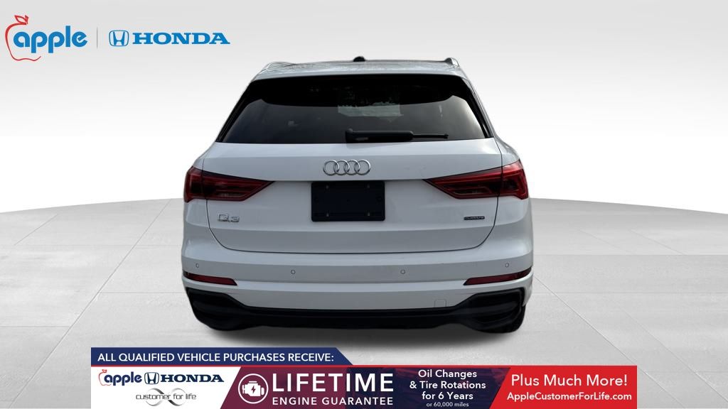 2024 Audi Q3 Premium 45 TFSI S line quattro Tiptronic