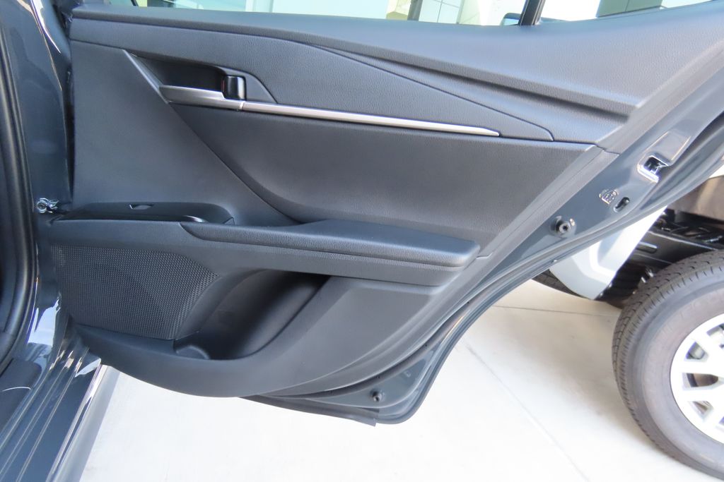 Thumbnail: 2026 Toyota Camry - 26