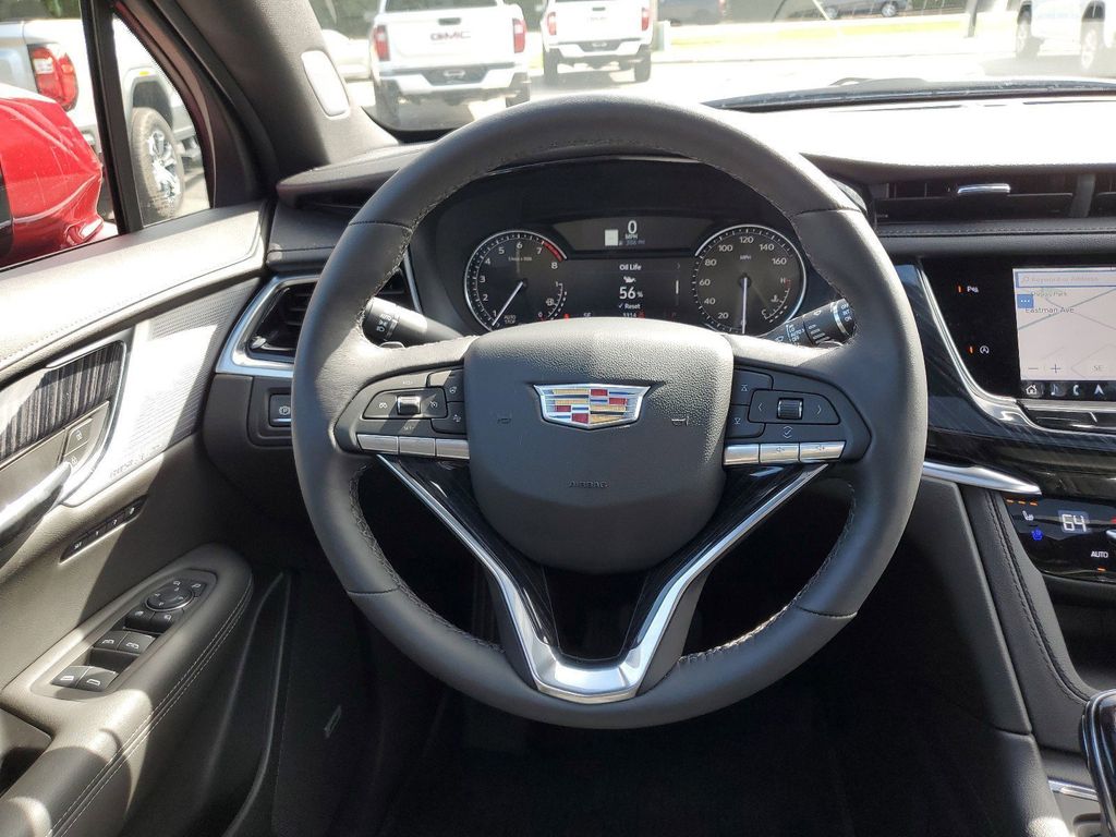 2025 Cadillac XT6 Premium Luxury 32