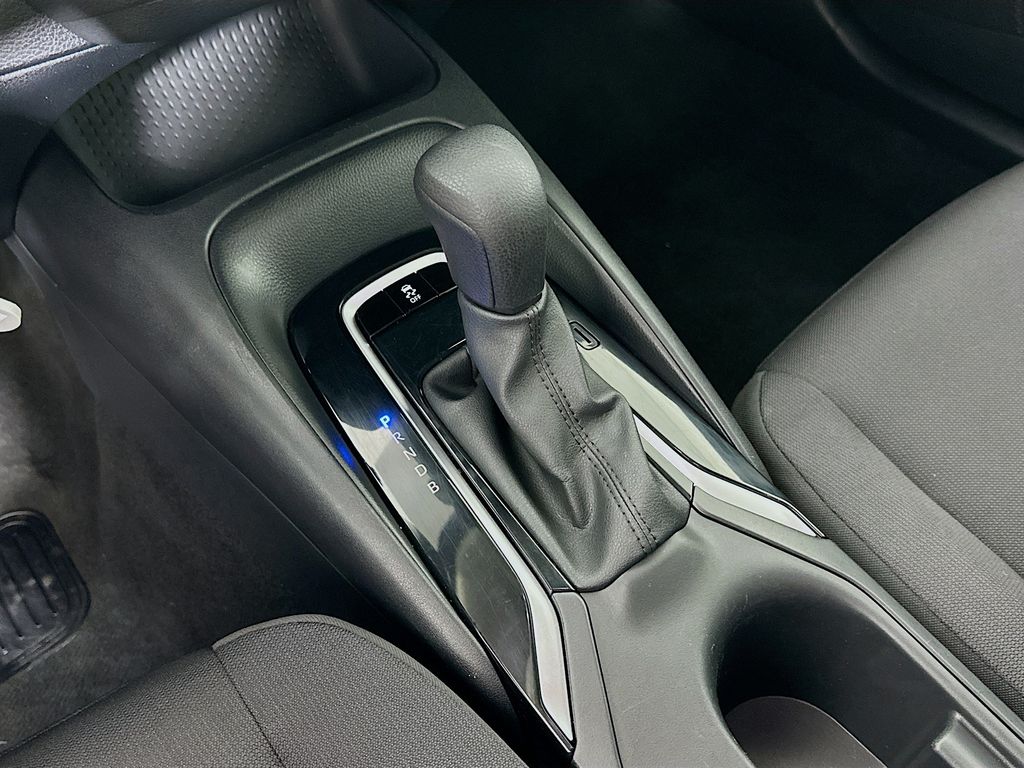 2024 Toyota Corolla LE 16