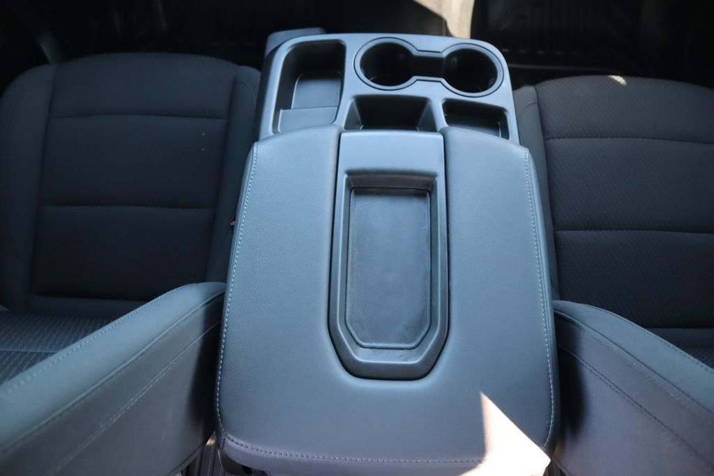 Thumbnail: 2025 GMC Sierra 1500 - 16