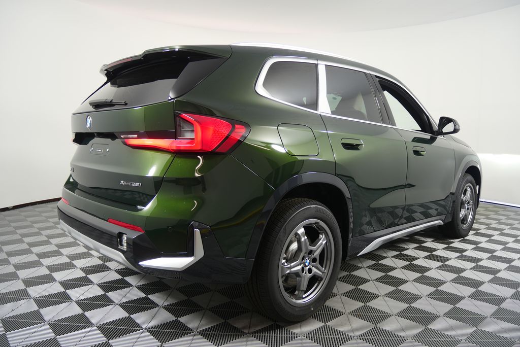 Thumbnail: 2025 BMW X1 - 3
