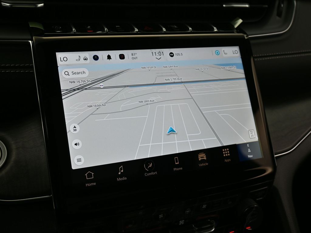 Used 2024 Bright White Clearcoat Jeep Overland image 10