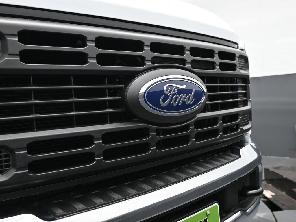 2026 Ford F-250 XL photo 14