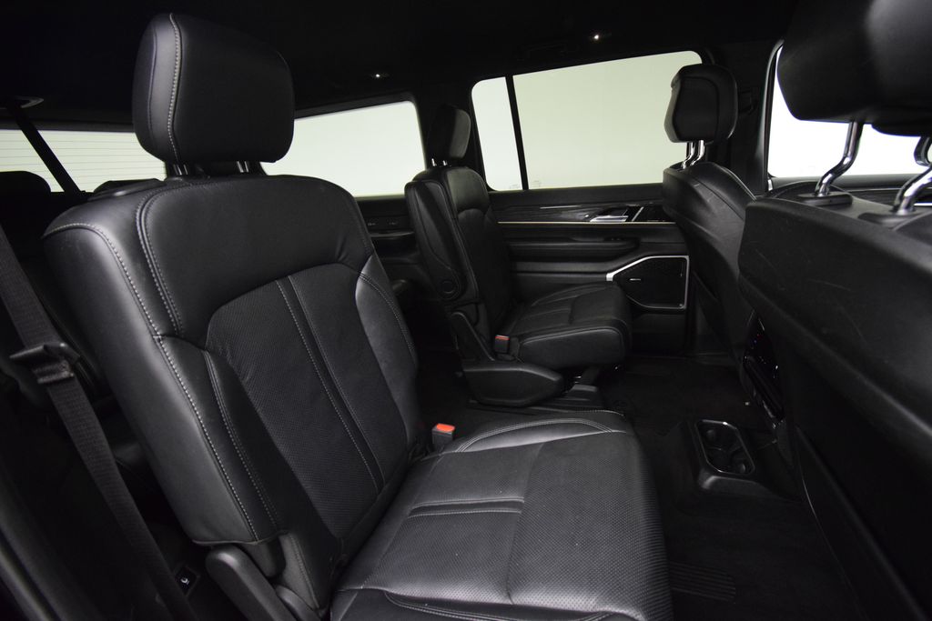 used 2022 Jeep Wagoneer car, priced at $33,000