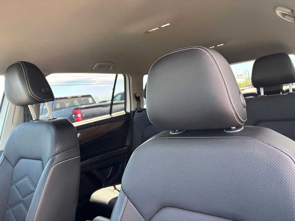 Used Car 2025 Volkswagen Atlas  2.0t Se W/technology For Sale Under $40,000 In Austin, Texas