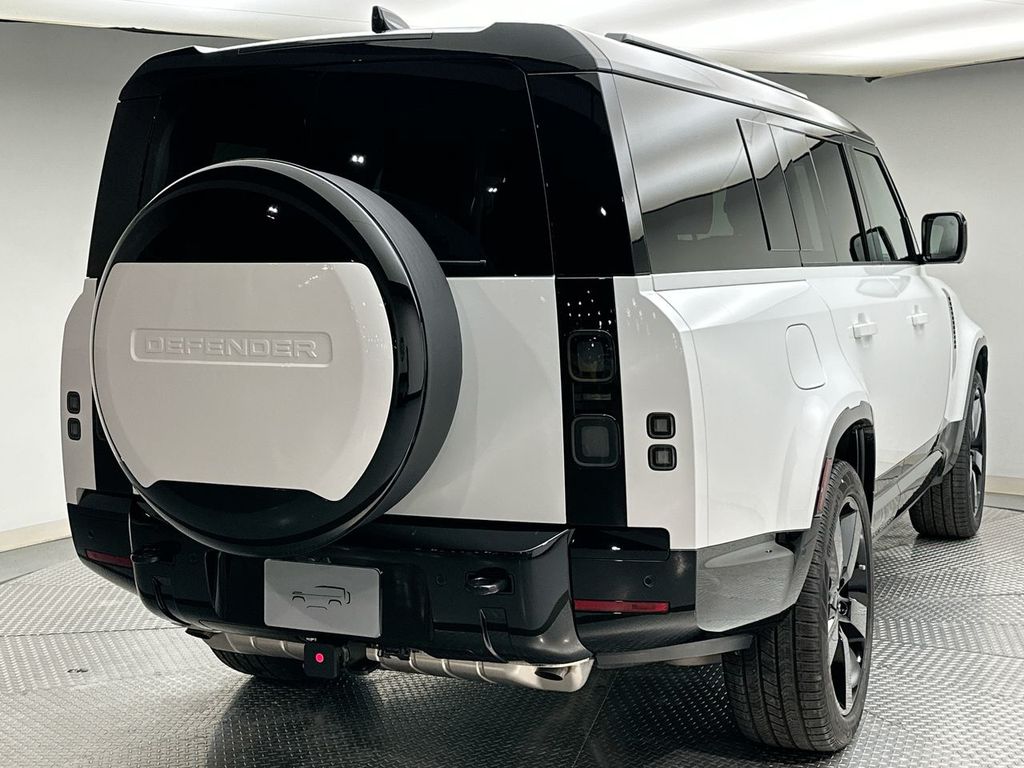 Thumbnail: 2026 Land Rover Defender - 3