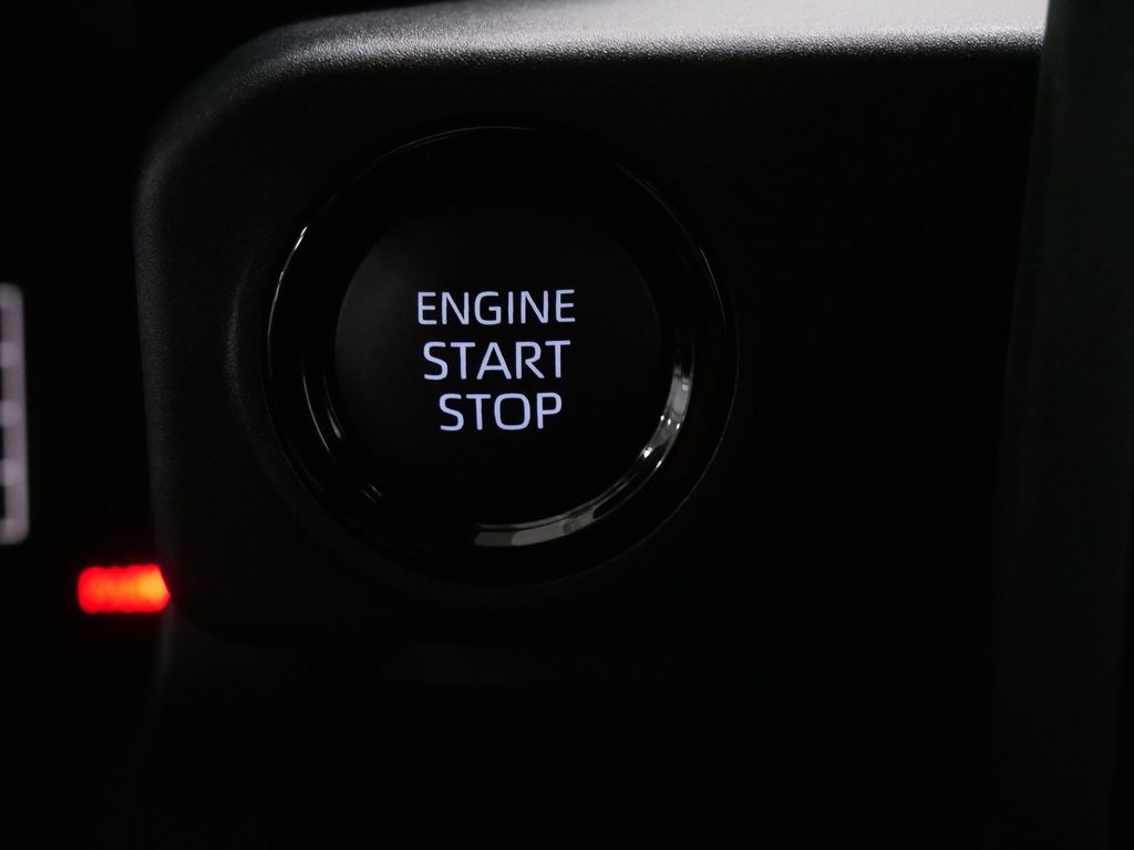 Used 2025 Toyota Tacoma Truck