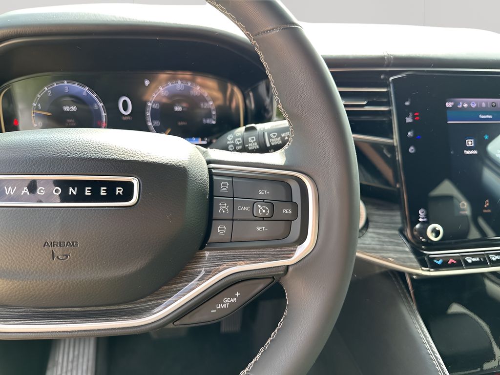 Used 2022 White Jeep Series II image 31