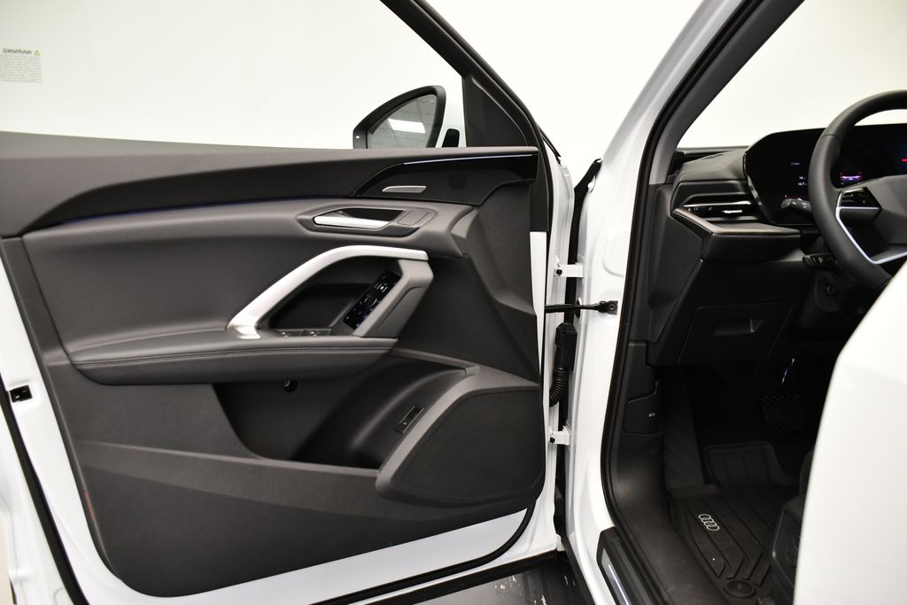 Thumbnail: 2025 Audi Q5 - 31