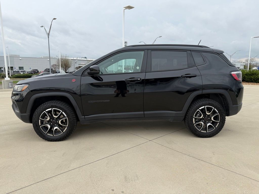 Used 2025 Jeep Compass Trailhawk with VIN 3C4NJDDN3ST544708 for sale in Kansas City