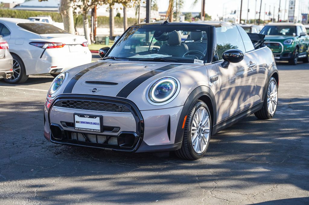 2022 MINI Cooper S Signature 3