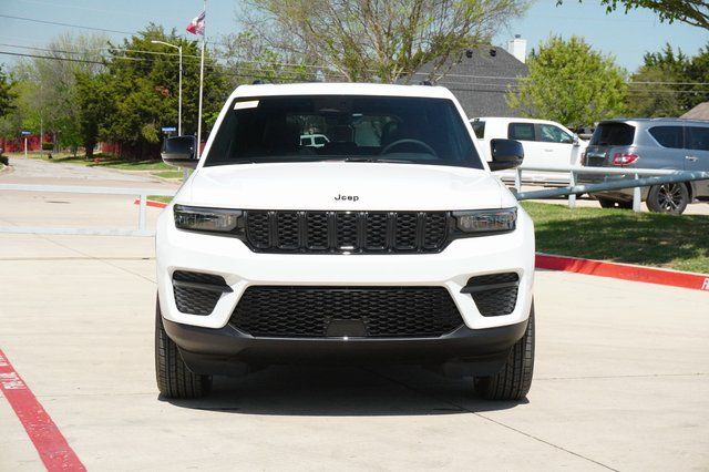 New Car 2025 Jeep Grand Cherokee  Altitude X For Sale Under $40,000 In Weatherford, Texas