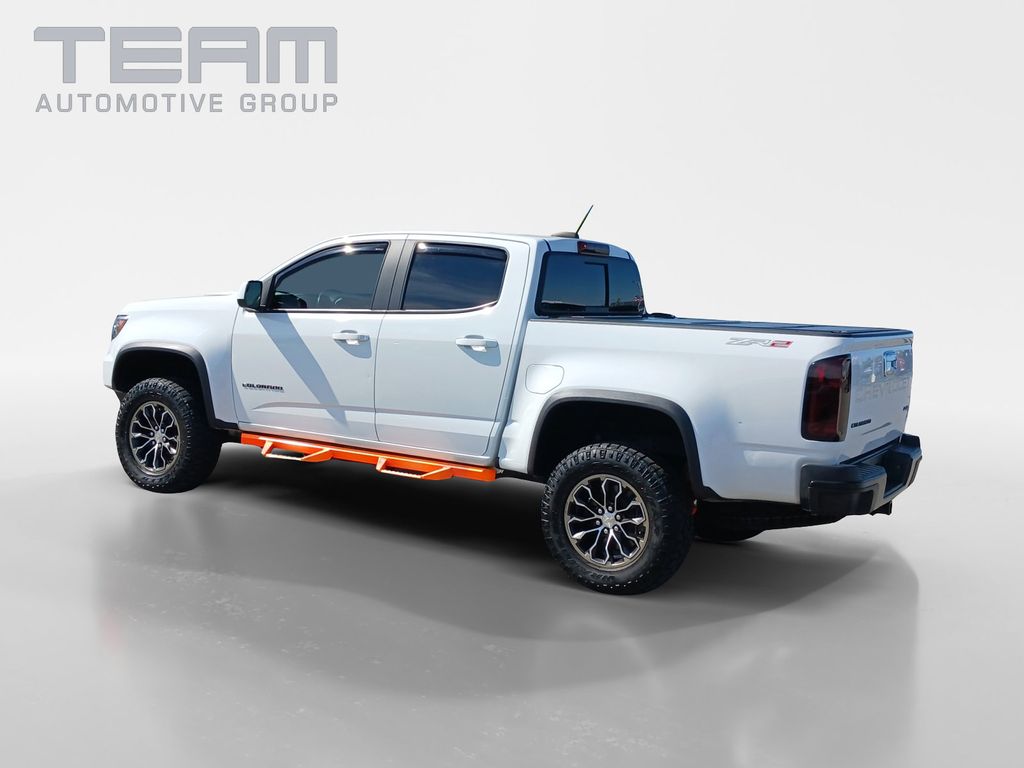 View vehicle photo 5