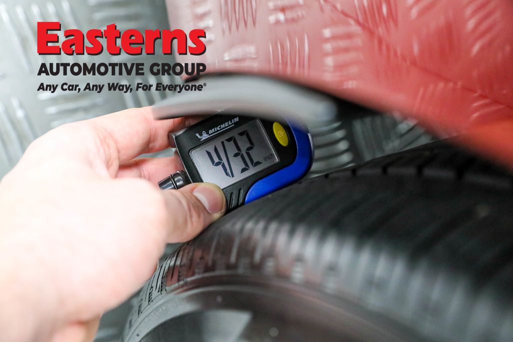 Used 2022 Red Nissan SV image 25