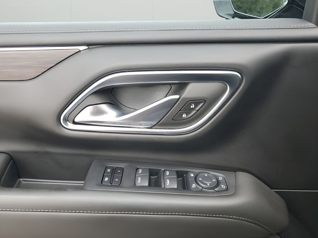 Used Car 2024 Chevrolet Suburban  Z71 For Sale Under $70,000 In Austin, Texas