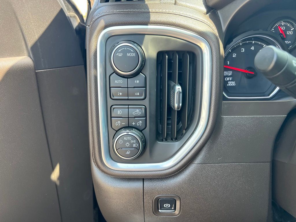 Used 2021 Chevrolet Silverado 1500 Truck