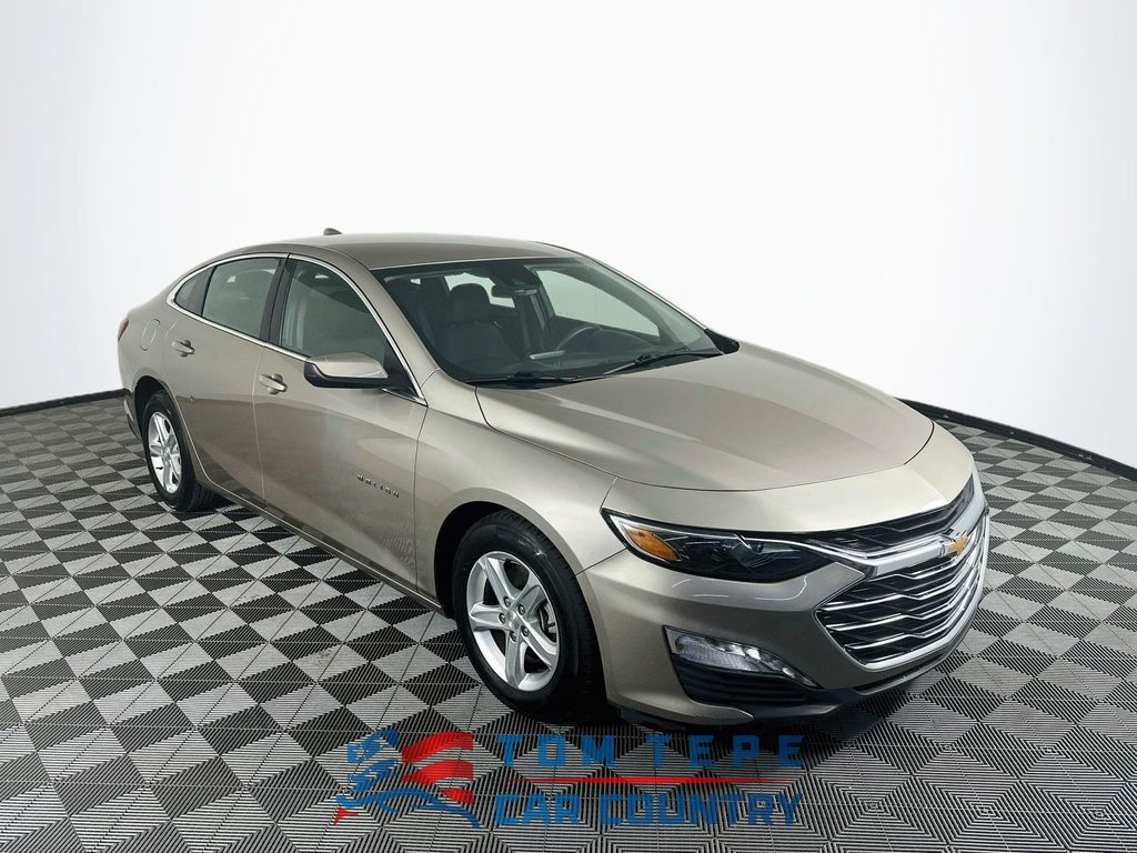 2024 Chevrolet Malibu LT with 1LT FWD