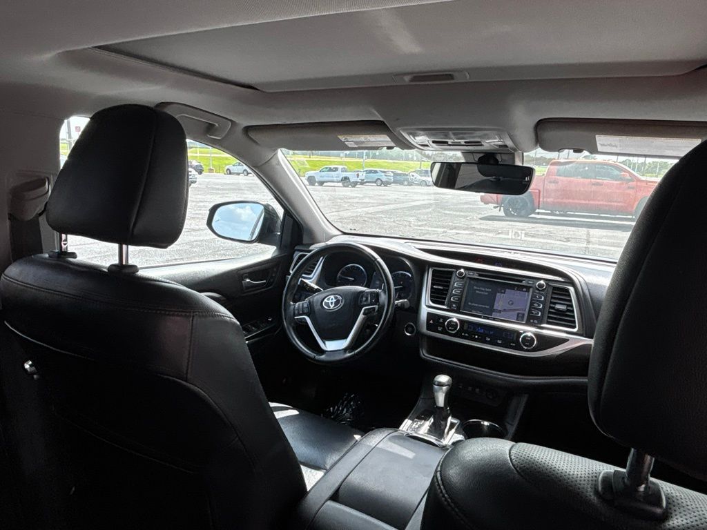 Used 2019 Toyota Highlander SUV
