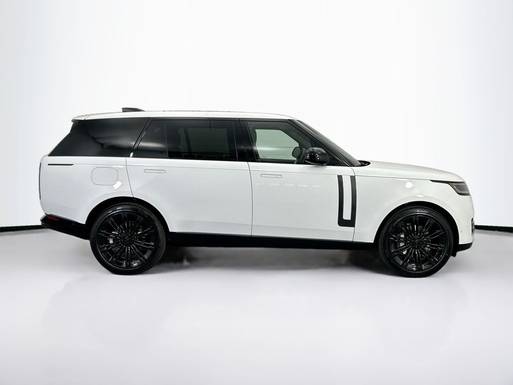 Thumbnail: 2026 Land Rover Range Rover - 4