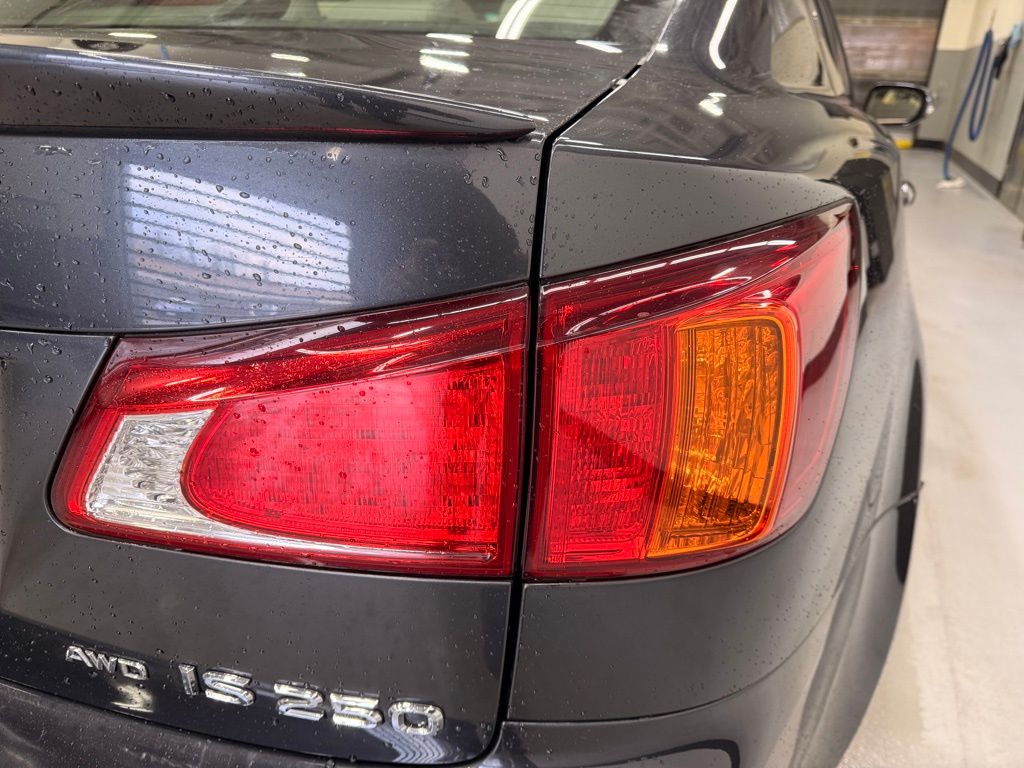 Thumbnail: 2010 Lexus IS - 5