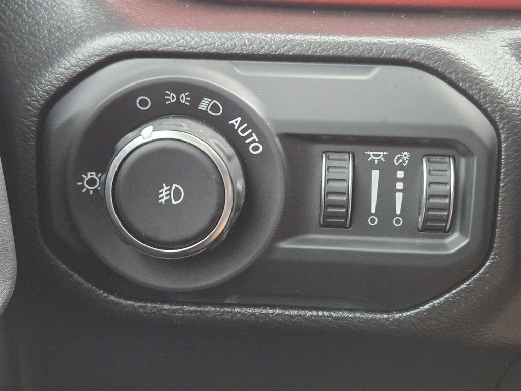 used 2021 Jeep Wrangler car, priced at $35,994