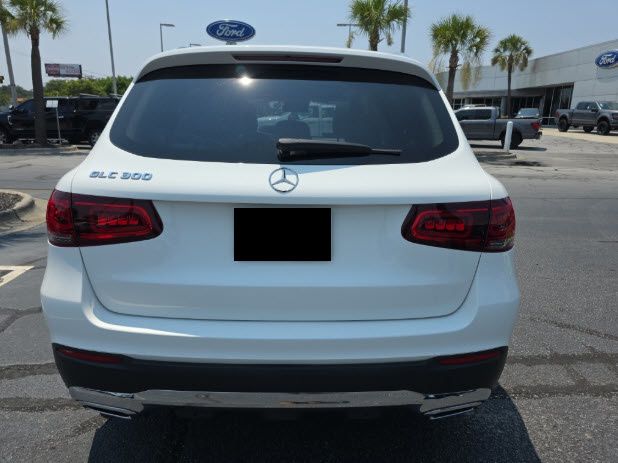 2022 Mercedes-Benz GLC 300 SUV