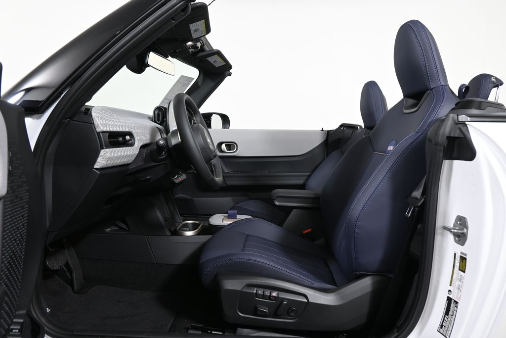 Thumbnail: 2026 MINI Cooper - 3