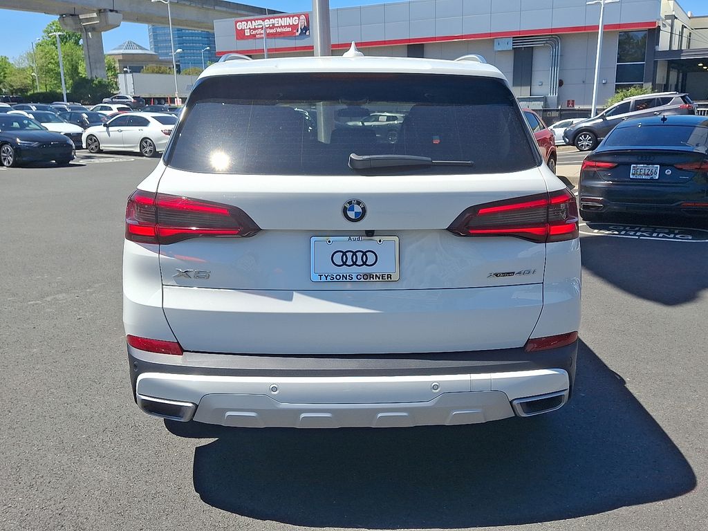 2022 BMW X5 xDrive40i 5