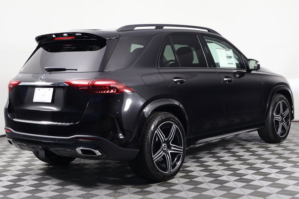 Thumbnail: 2026 Mercedes-Benz GLE - 2