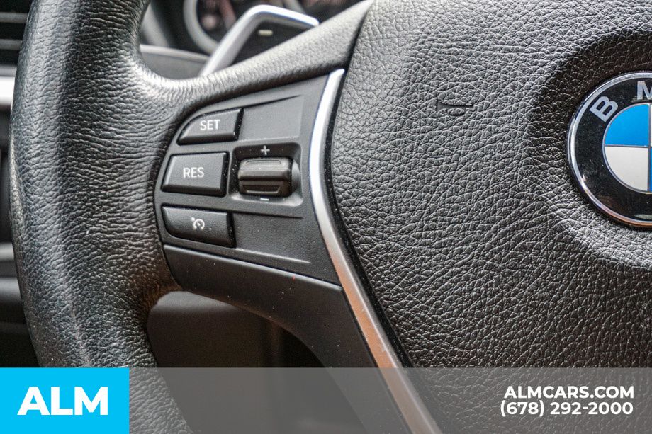 Used 2018 White BMW 330i image 29