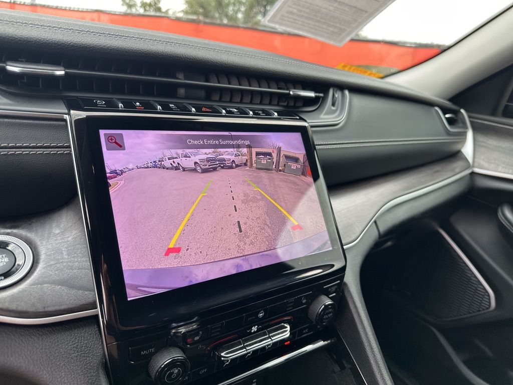 Used Car 2021 Jeep Grand Cherokee L  Limited For Sale Under $30,000 In Austin, Texas