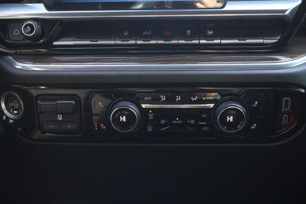 Thumbnail: 2024 Chevrolet Silverado 2500 - 19