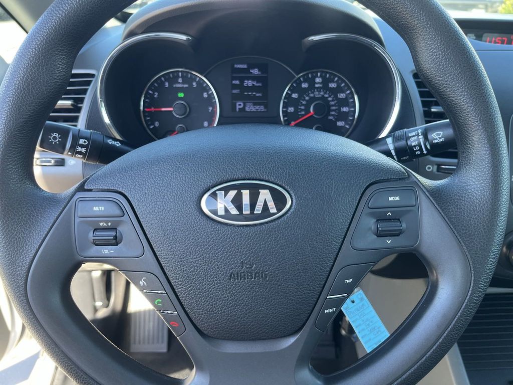 2015 Kia Forte LX 28