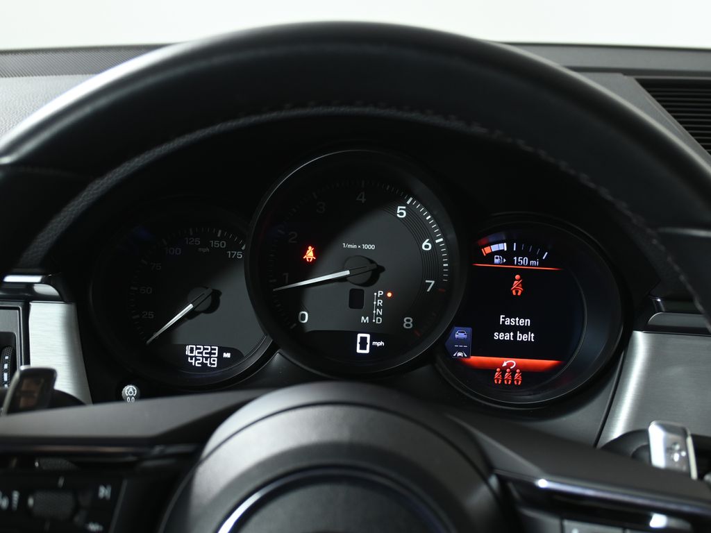 Thumbnail: 2025 Porsche Macan - 20