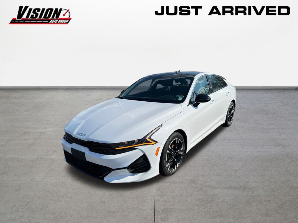 Glacial White Pearl 2023 Kia K5 GT-Line FWD Sedan Front-Wheel Drive 8-Speed Automatic