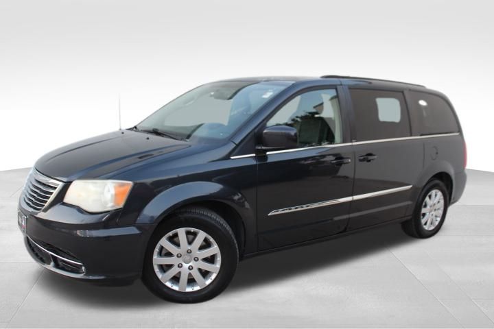 Used Car 2013 Chrysler Town & Country  Sports Van Touring Front Wheel Drive For Sale Under $10,000 In Georgetown, Texas