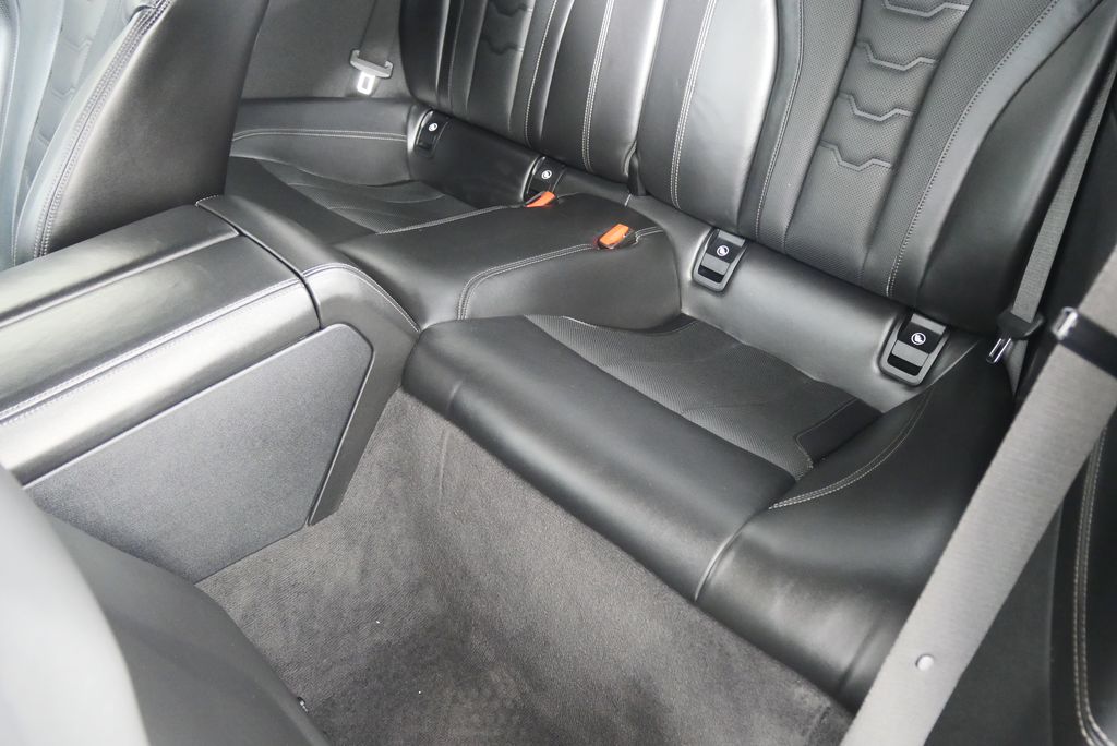 Thumbnail: 2021 BMW 8 Series - 18