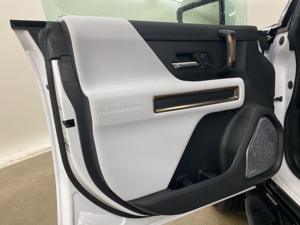 2025 GMC HUMMER EV SUV 3X photo
